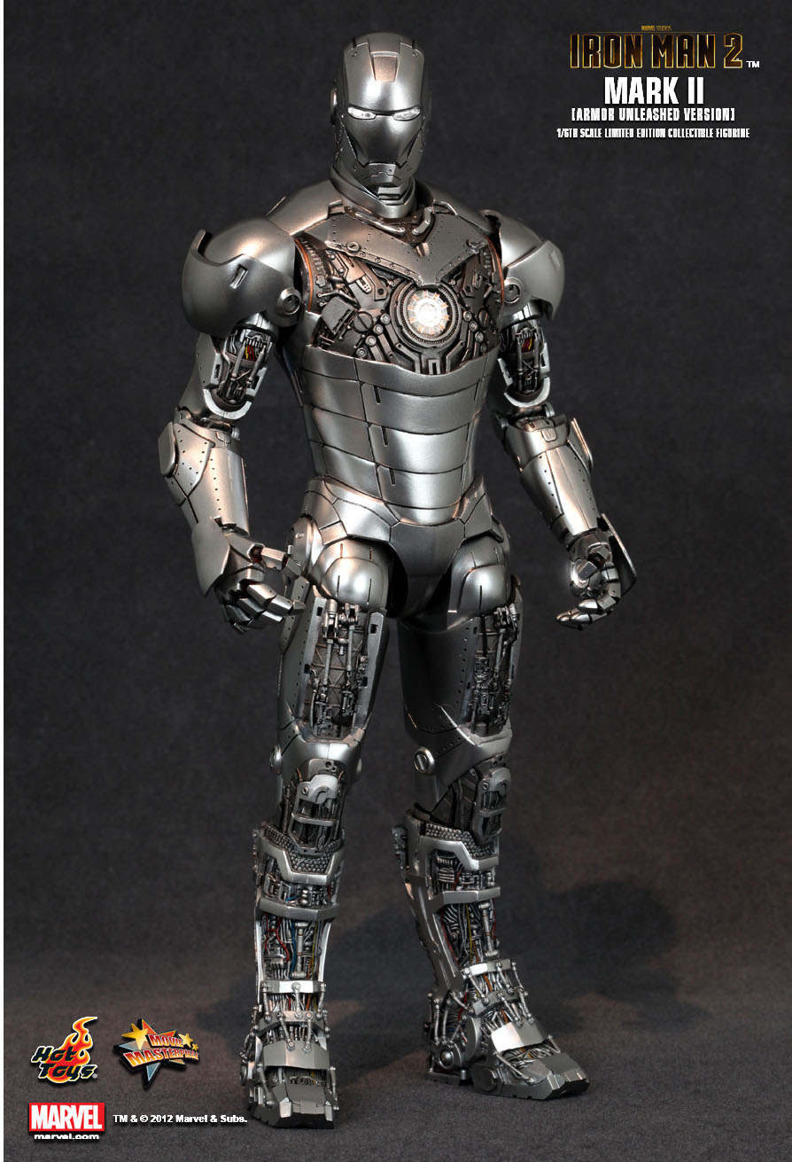Hot Toys : Iron Man 2 - Mark II (Armor Unleashed Version) 1/6th 