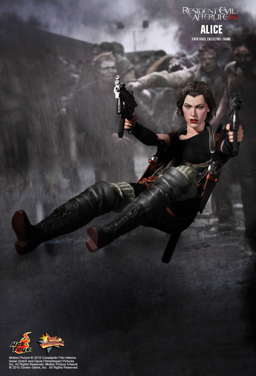 1//6 Scale Hot Toys MMS139 Resident Evil Afterlife ALICE Milla Machine Gun