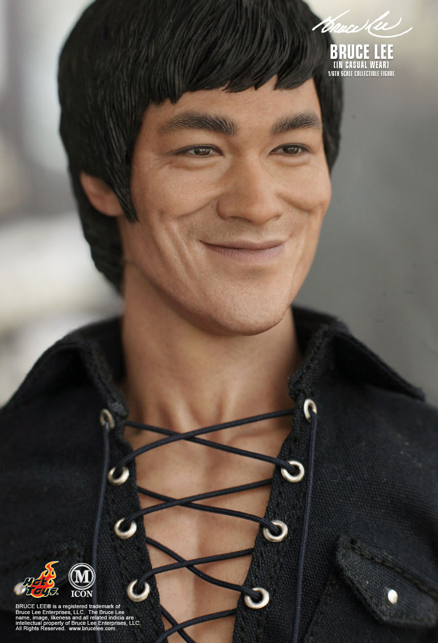hot toys bruce lee