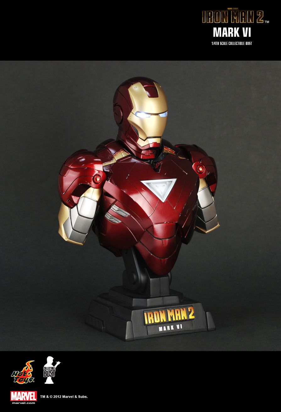 hot toys bust