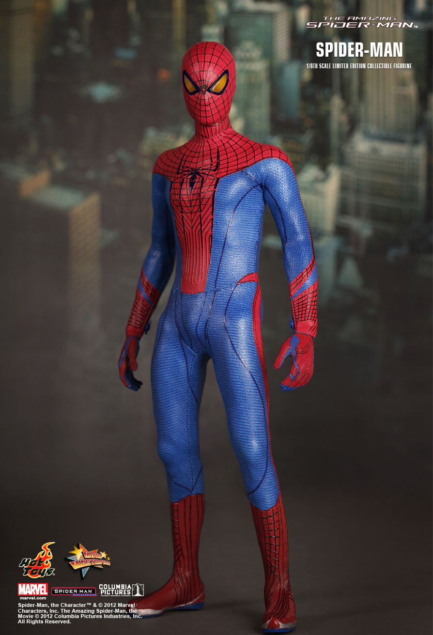 hot toys spiderman andrew garfield