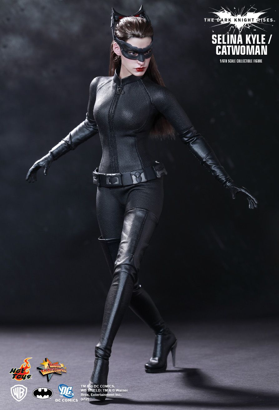 hot toys catwoman
