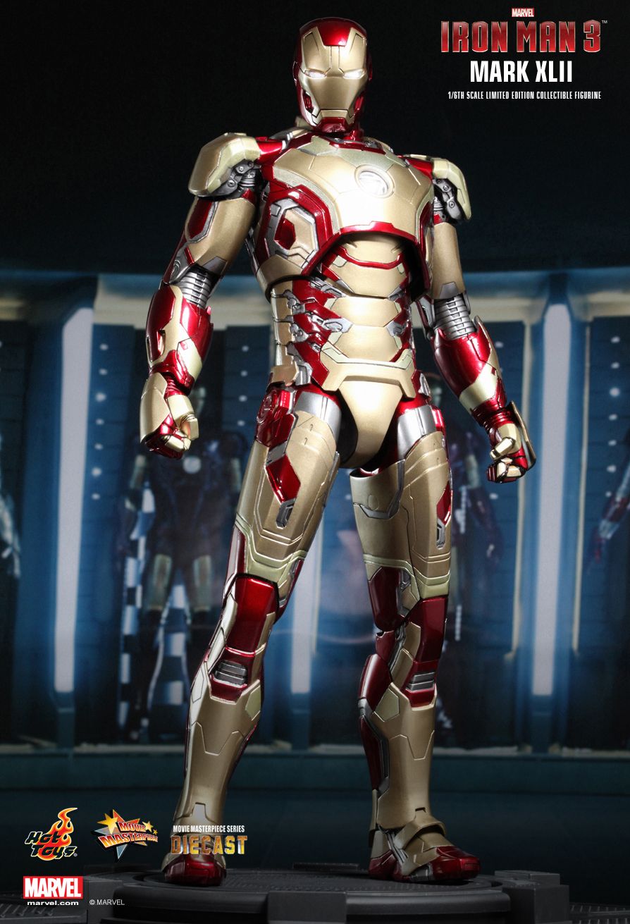 hot toys iron man mk42