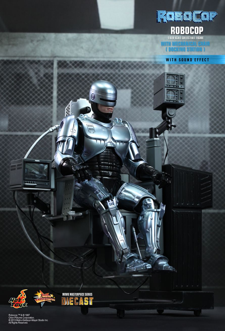 hot toys robocop