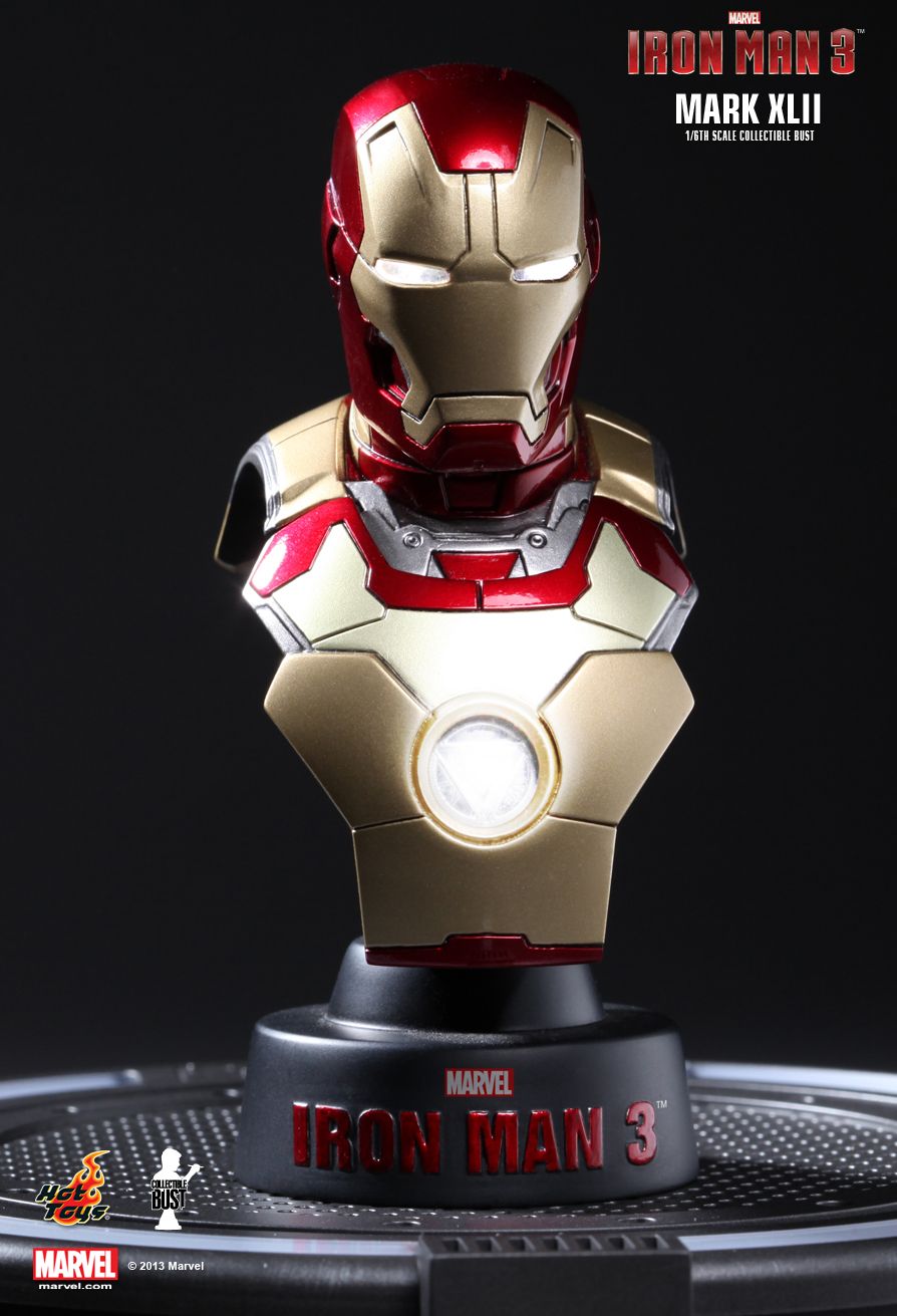 hot toys iron man bust