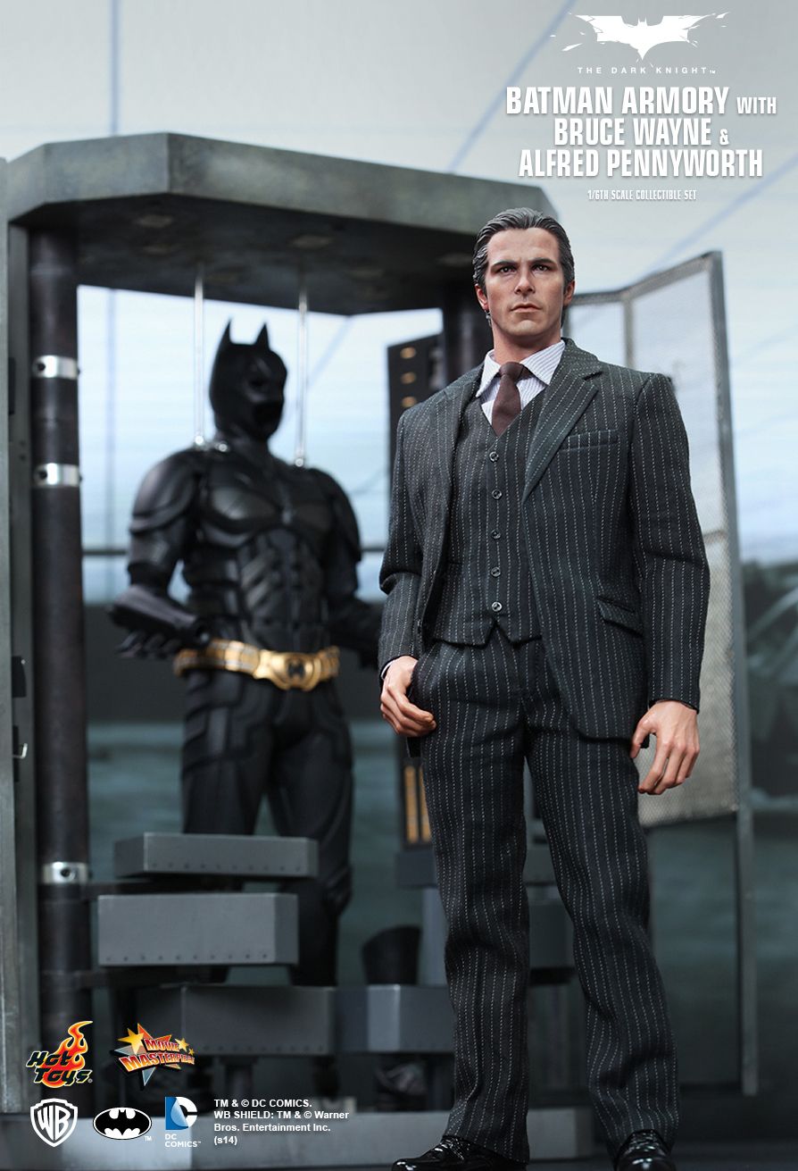 [Hot Toys] Batman Armory - Bruce Wayne e Alfred - LANÇADO!!! PD1388122866CIz