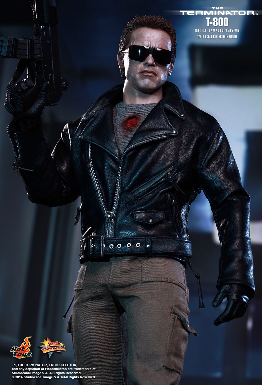 terminator 2 battle damaged hot toys