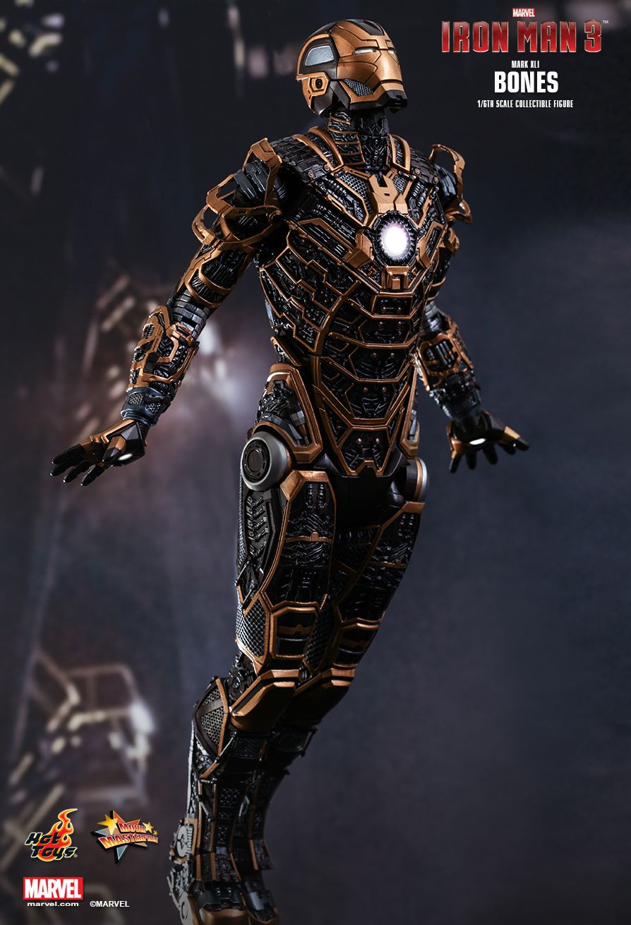 Hot Toys : Iron Man 3 - Bones (Mark XLI 