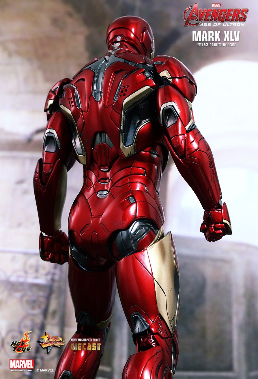 jual hot toys hulkbuster