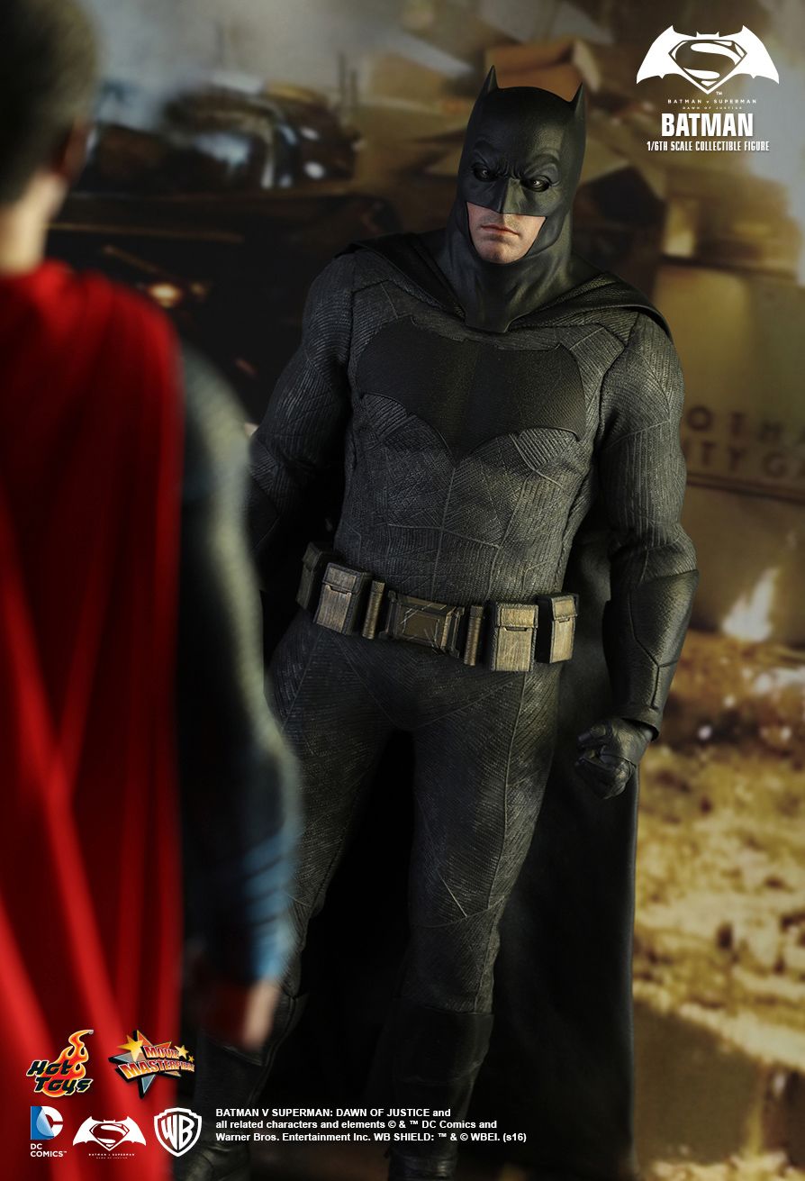 hot toys batman v superman batman