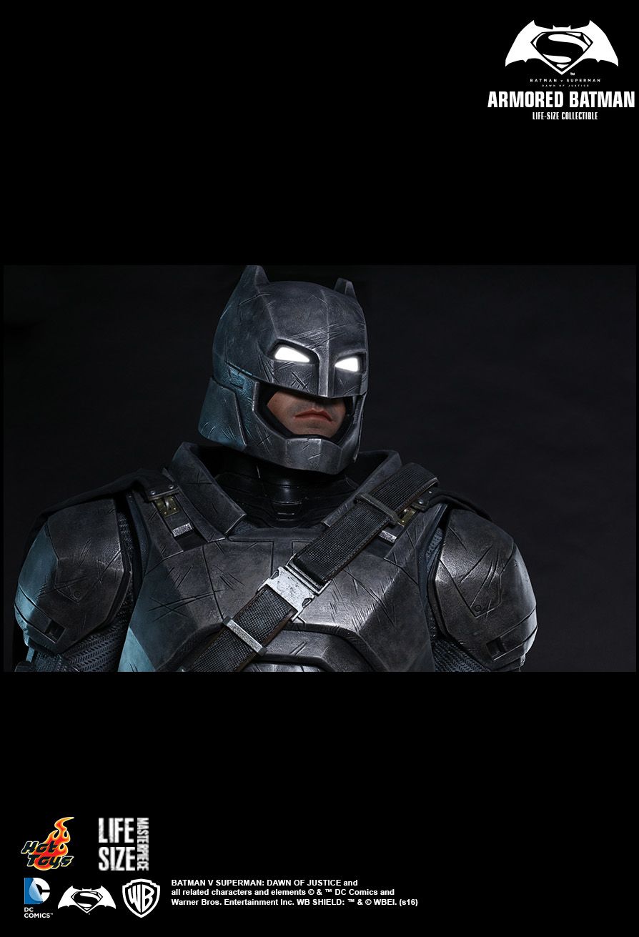 [Hot Toys] Batman vs. Superman - Armored Batman 1/6 - Página 3 PD1454063355ldK