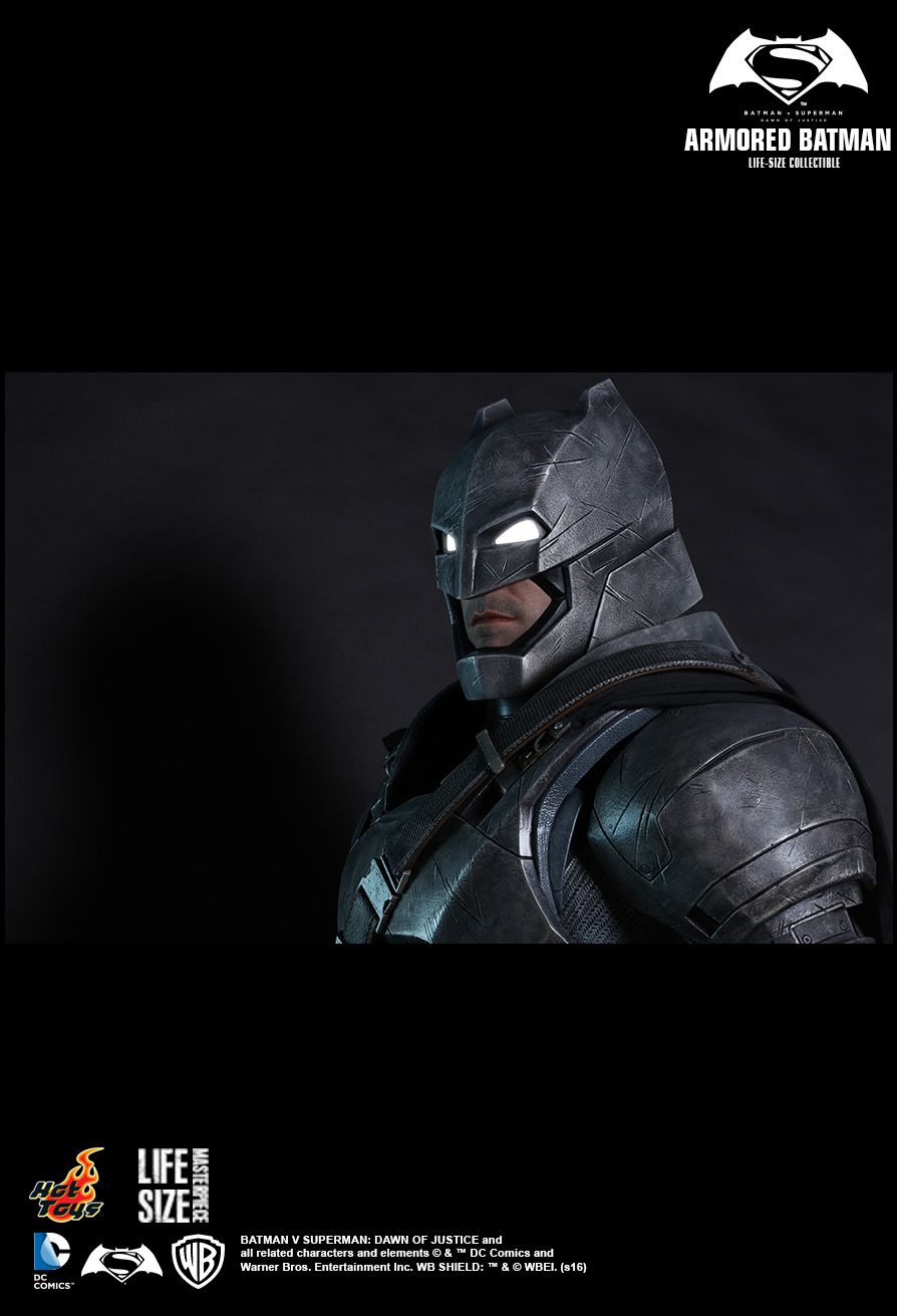 [Hot Toys] Batman vs. Superman - Armored Batman 1/6 - Página 3 PD14540633617I1