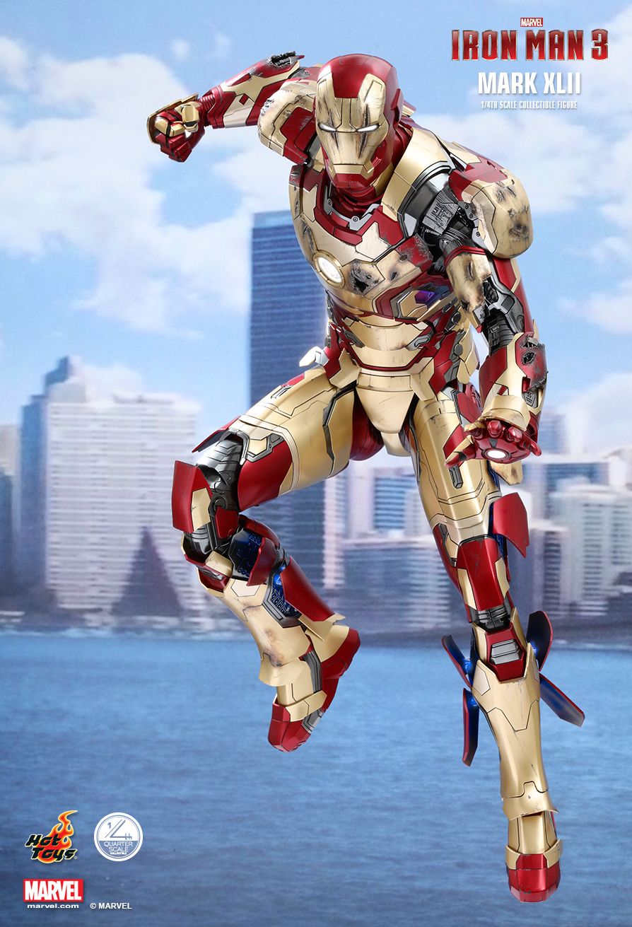 hot toys iron man mk42