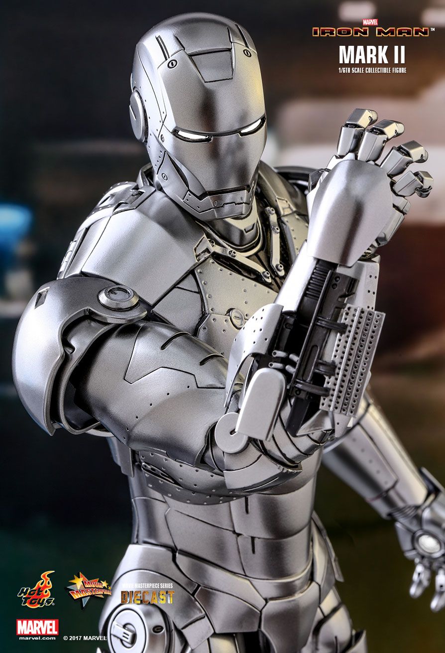 hot toys iron man mk2