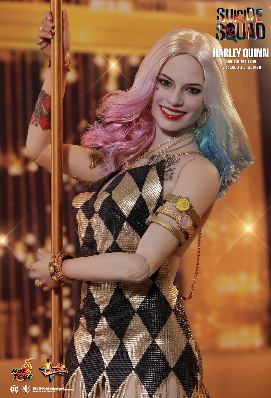 Hot Toys : Suicide Squad - Harley Quinn 