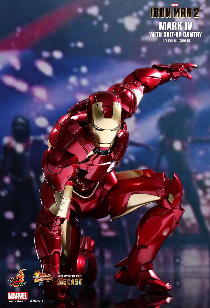 hot toys iron man with gantry