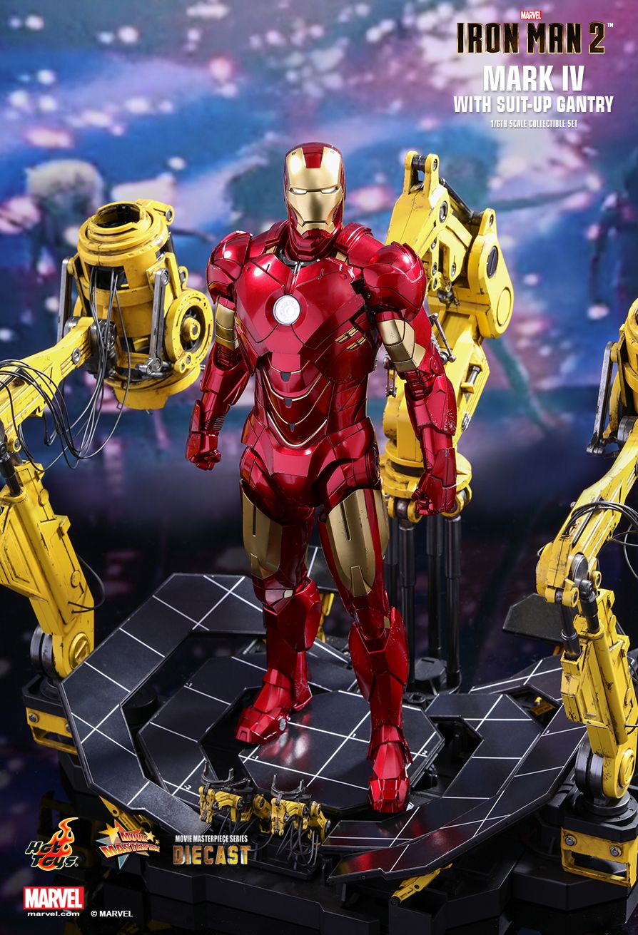 hot toys iron man mark 4 with gantry