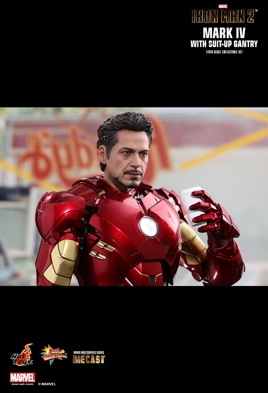 hot toys iron man mark 4 with gantry