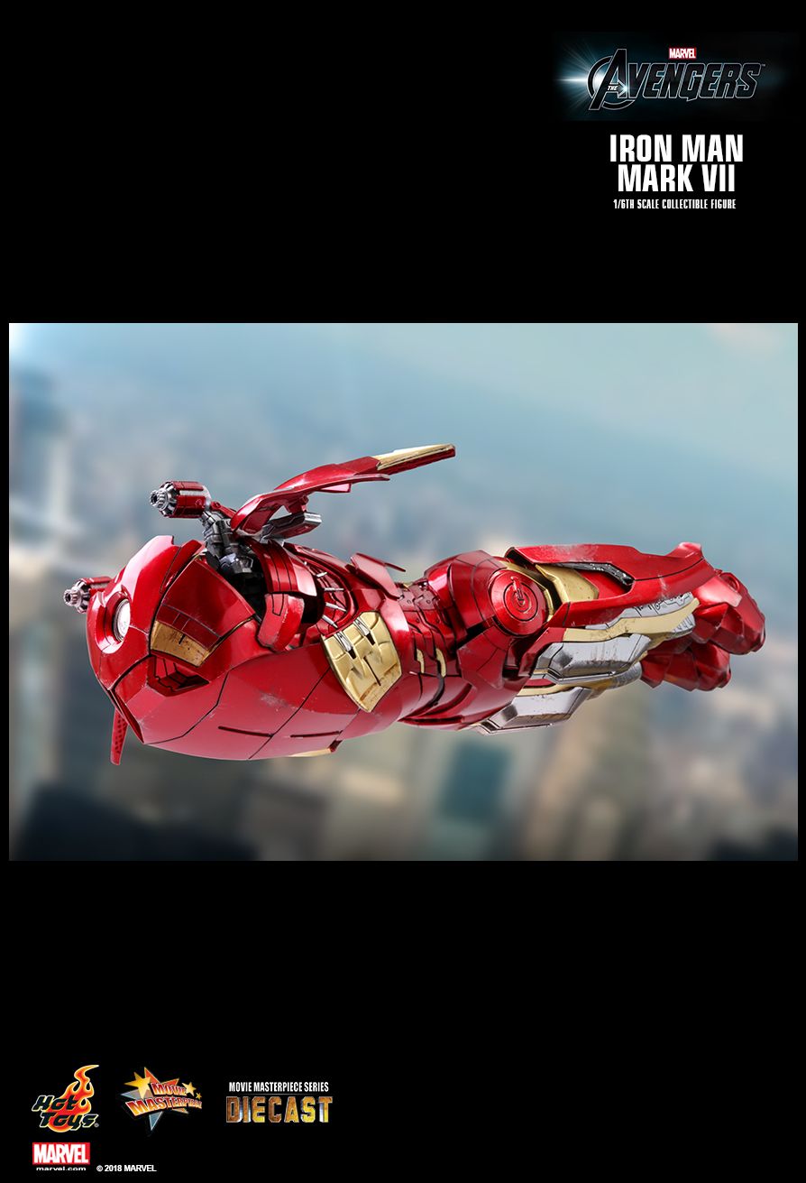 Hot Toys : The Avengers - Iron Man Mark VII 1/6th scale Collectible Figure