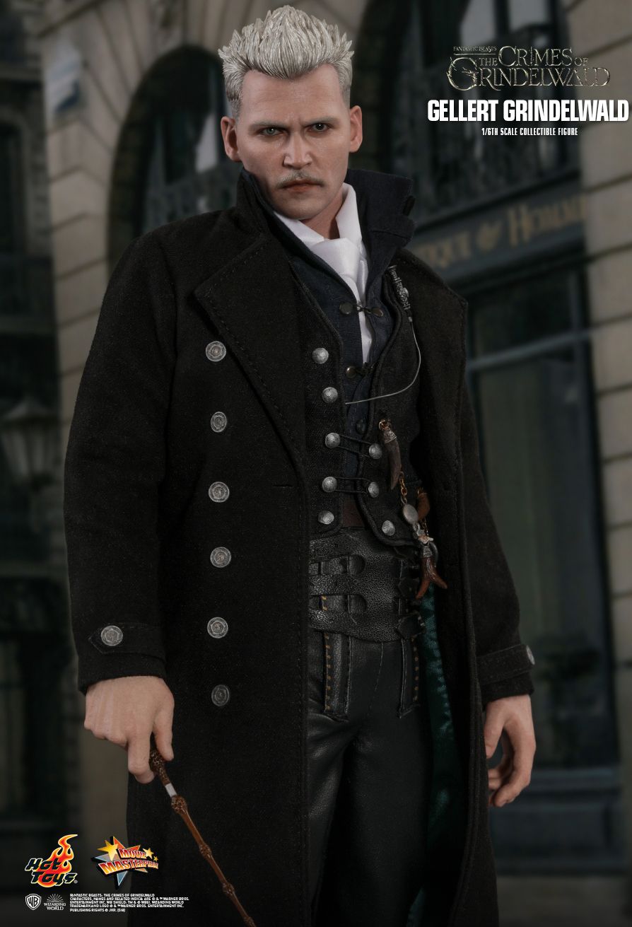 hot toys grindelwald