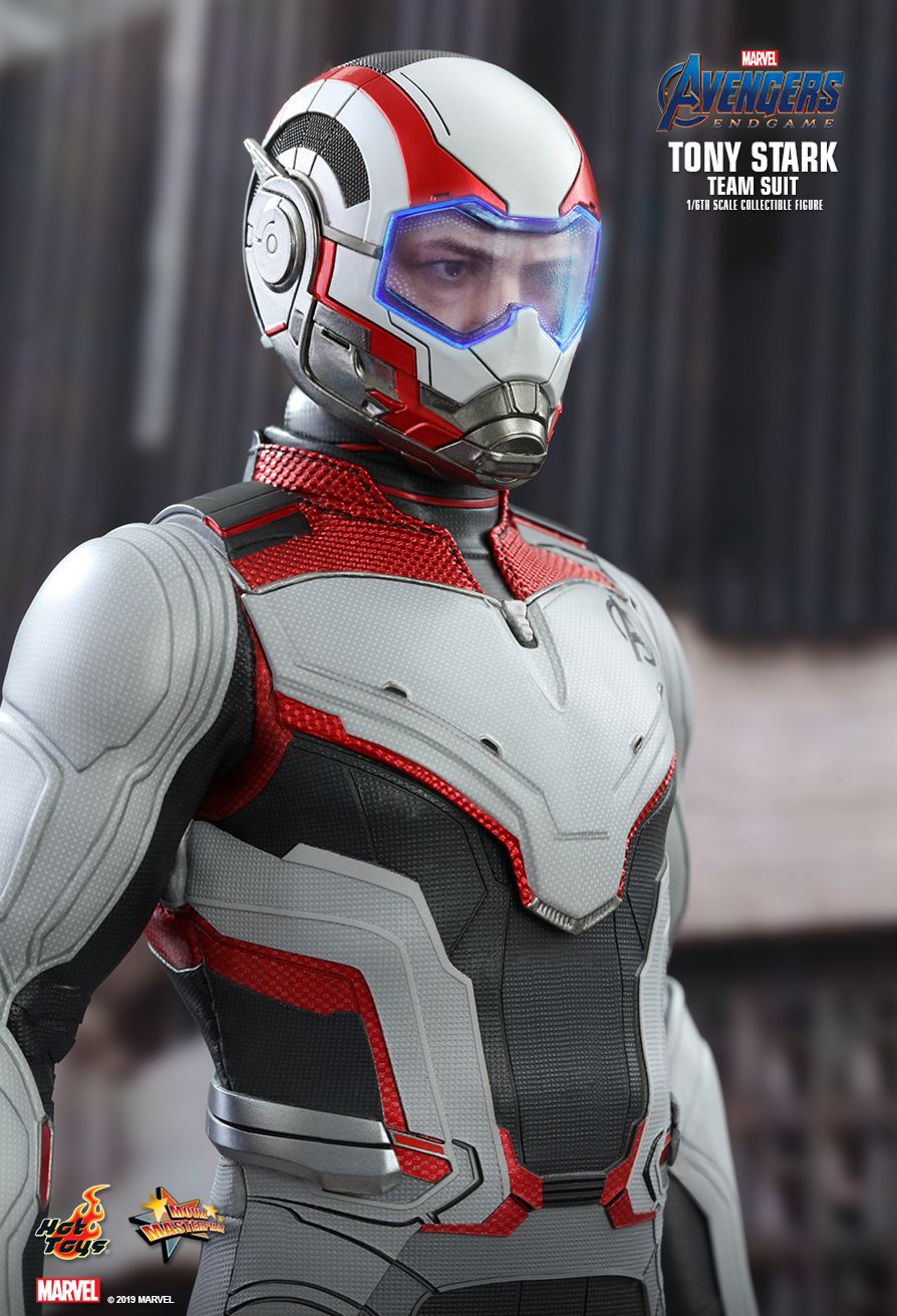 Hot Toys : Avengers: Endgame - Tony Stark (Team Suit) 1/6th scale Collectible Figure