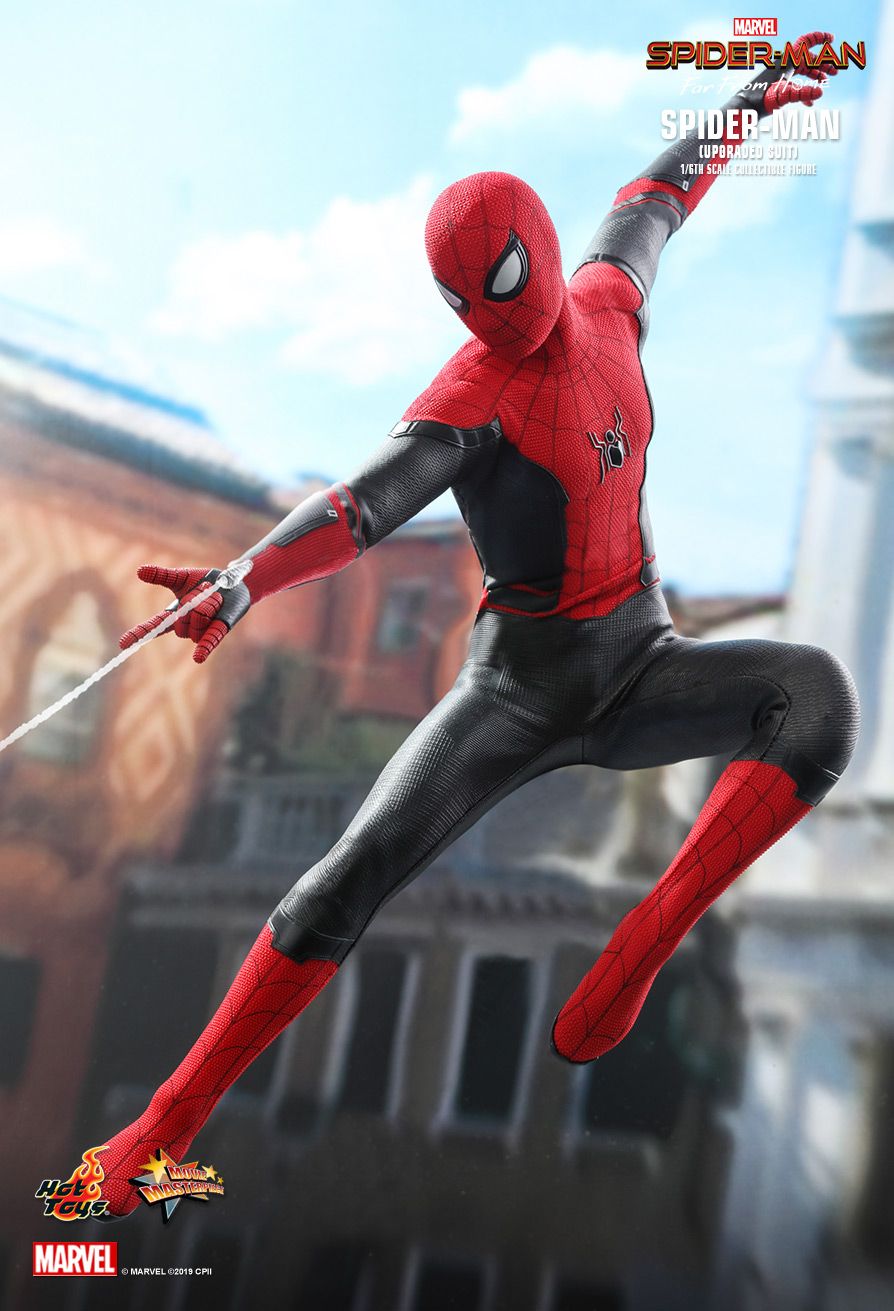 hot toys spider man upgrade suit