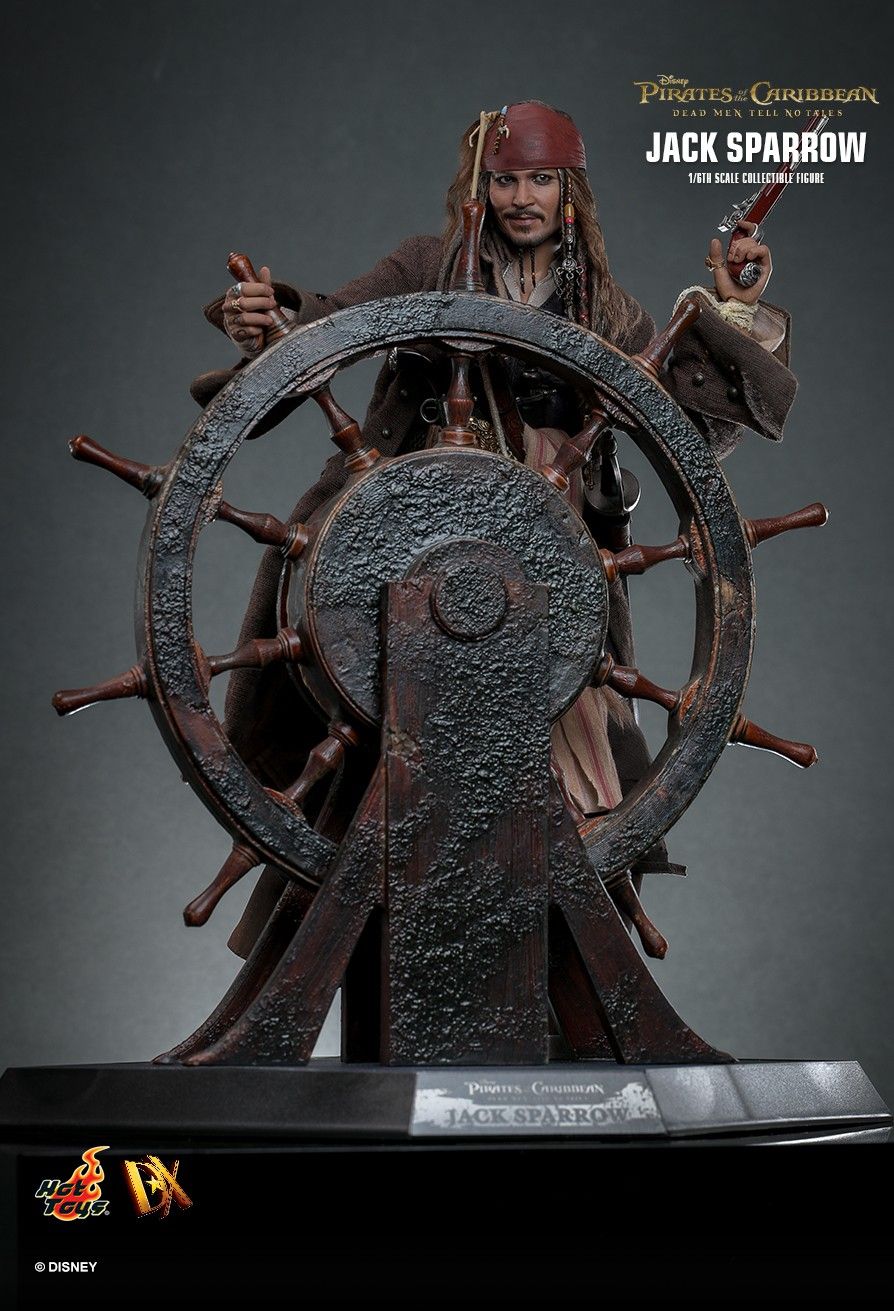 PiratesoftheCaribbean - NEW PRODUCT: Hot Toys Pirates of the Caribbean: Dead Men Tell No Tales Jack Sparrow 1/6th scale Collectible Figure (standard and deluxe) PD1711599838rUn